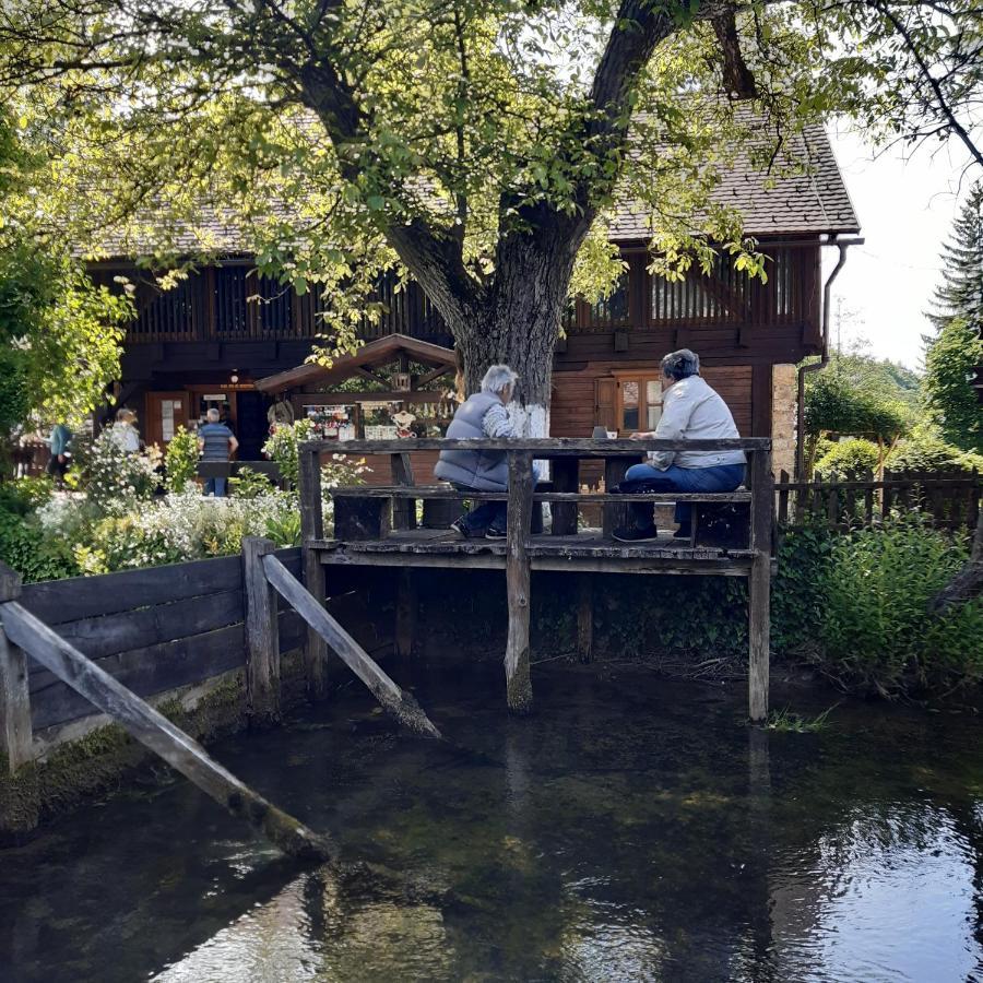 Guesthouse Pod Rastockim Krovom Slunj Eksteriør bilde